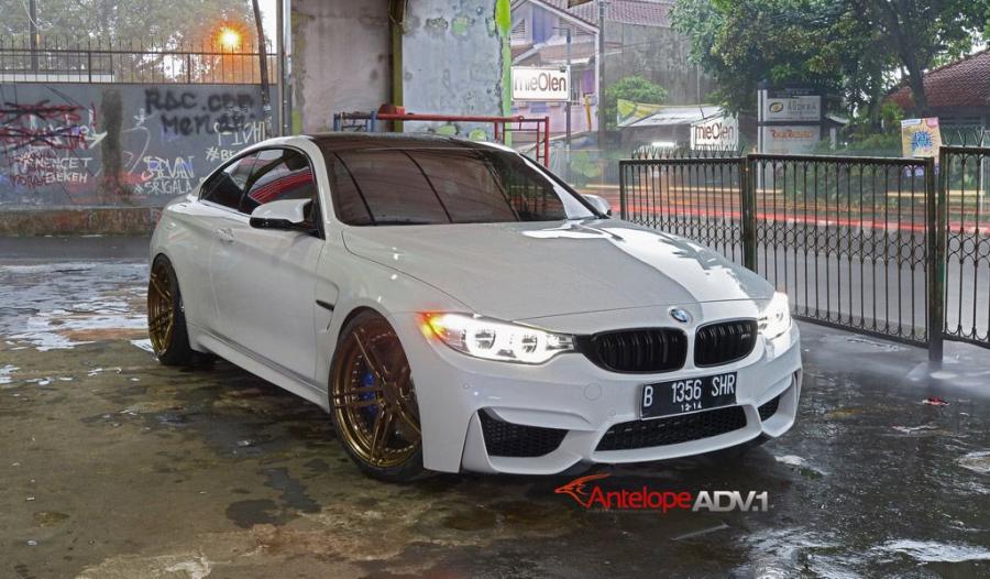BMW M4 Coupe on ADV.1 Wheels (ADV05MV2CS) '2015